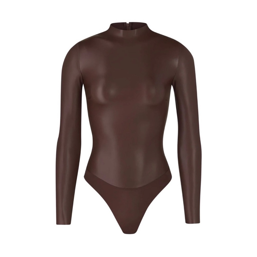 NWT, NEVER BEEN WORN, SZ M. FAUX LEATHER MOCK NECK BODYSUIT